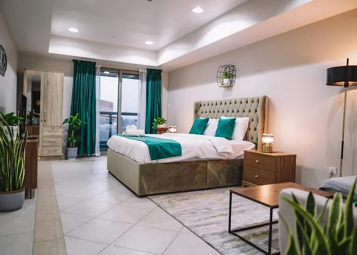 Marina Sea View,Elegant And Spacious - High Floor